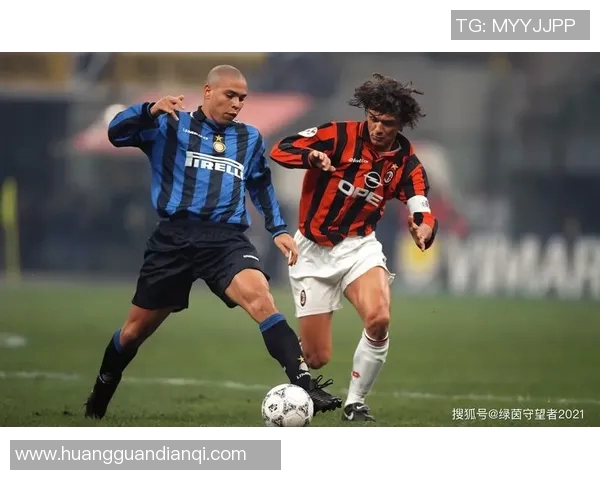 百大球星足球壁纸集结展现足坛传奇风采精彩瞬间 百大球星足球壁纸集结展现足坛传奇风采精彩瞬间