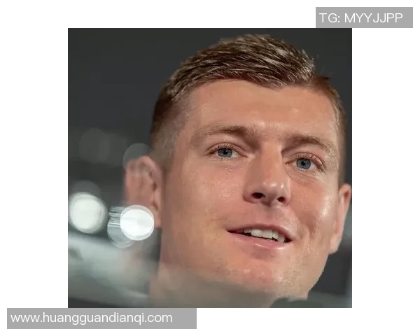 美国足球球星帅哥榜:颜值与实力兼具,谁是你心中的最佳? 美国足球球星帅哥榜:颜值与实力兼具,谁是你心中的最佳?